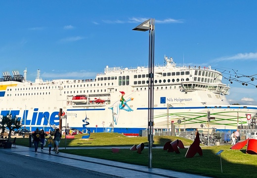 24-06-23 19-49-17 9820